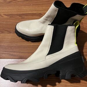 Sorel White and Black Waterproof Leather Ankle Boots